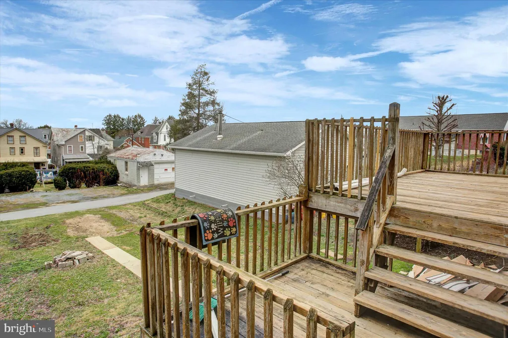 124 Harrison Avenue, Waynesboro, PA 17268