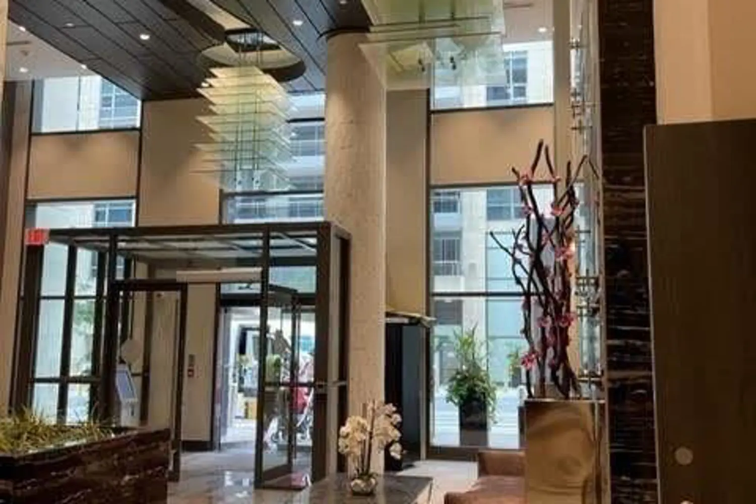 9201 Yonge Street 102