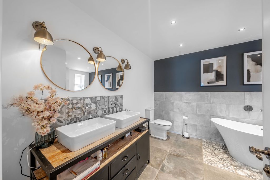 Additional image 41 of 6 bed detached house for saleRutland Drive, Harrogate HG1