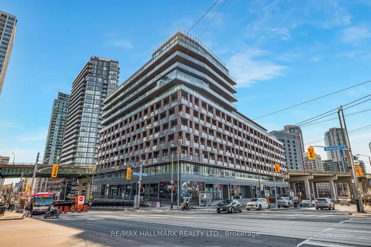 169 Fort York Boulevard 913