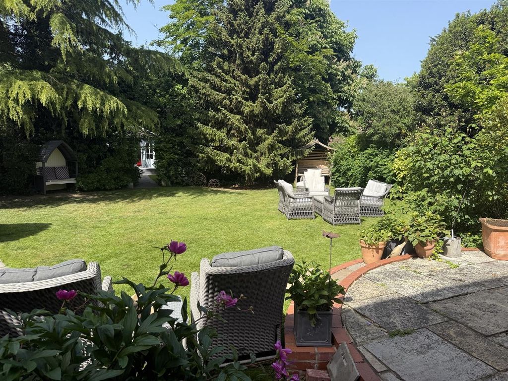 Additional image 26 of 5 bed detached house for saleMarlborough Avenue, Hessle HU13