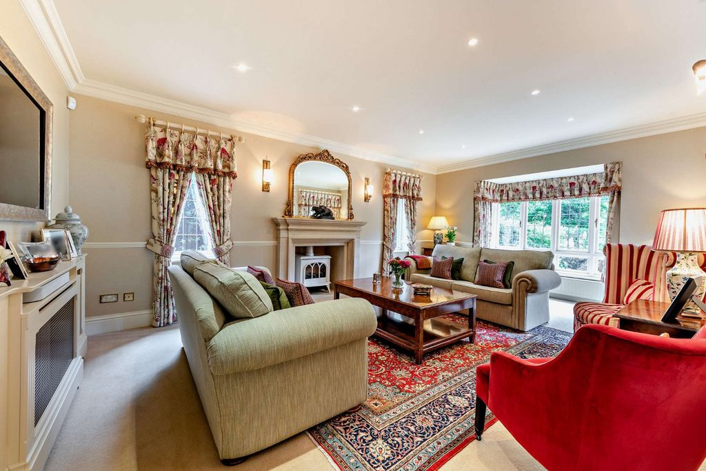 Additional image 3 of 5 bed detached house for saleTennysons Ridge, Haslemere, Surrey GU27