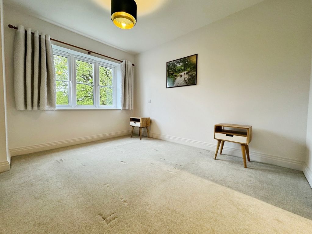 Additional image 10 of 2 bed flat for saleAspen Road, High Wycombe, Buckinghamshire HP10