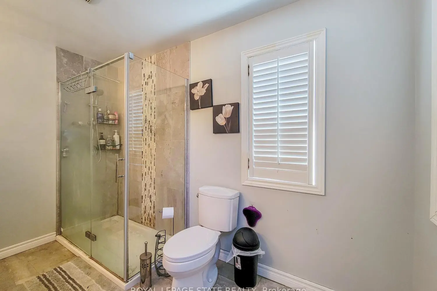 86 Margaret Avenue photo 3