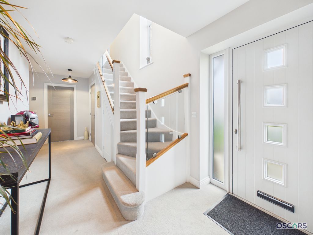 Additional image 2 of 4 bed detached house for saleCliff Road, Hessle HU13