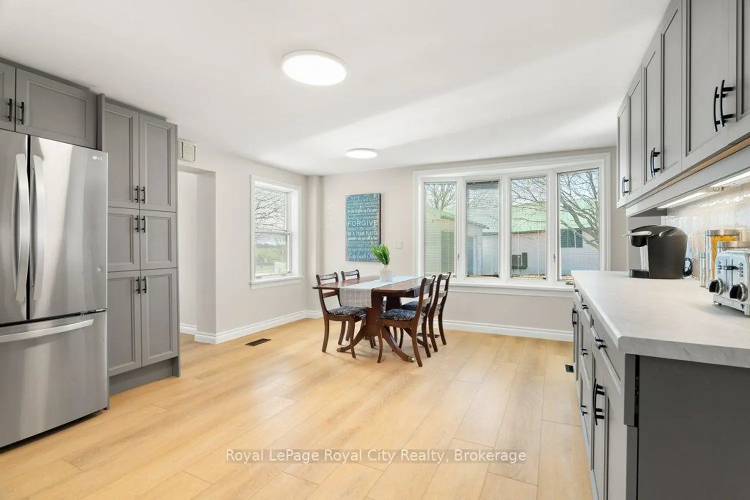 8397 Wellington 22 Road