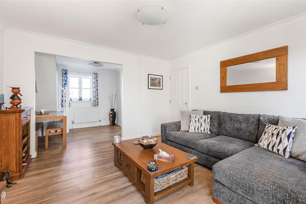 Additional image 4 of 2 bed flat for saleCoopers Court, Hertford, Hertford SG14