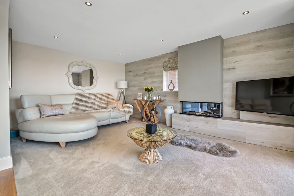 Additional image 9 of 5 bed detached house for saleBedhampton, Hampshire PO9