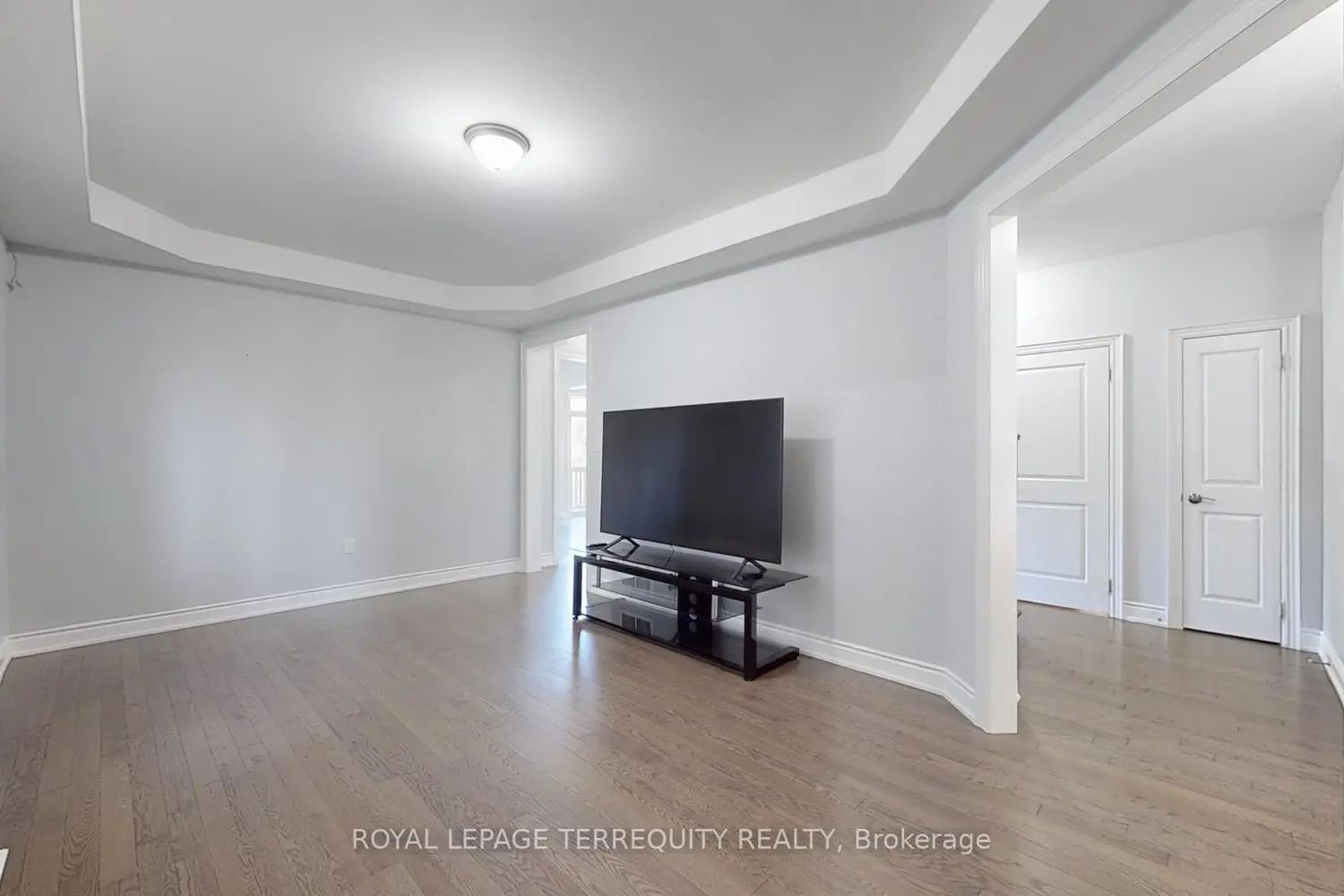 28 Richmond Park Drive photo 5