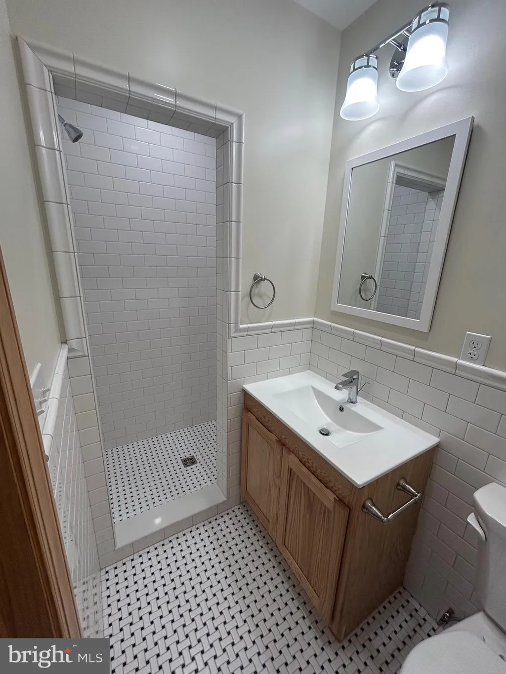 Additional image 10 of 212 Forrest Avenue Unit FIRST FLOOR Unit FIRST FLOO, Narberth, PA 19072
