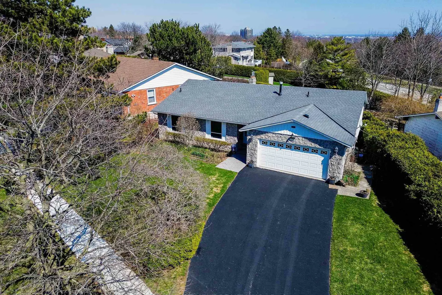 1233 Havendale Boulevard