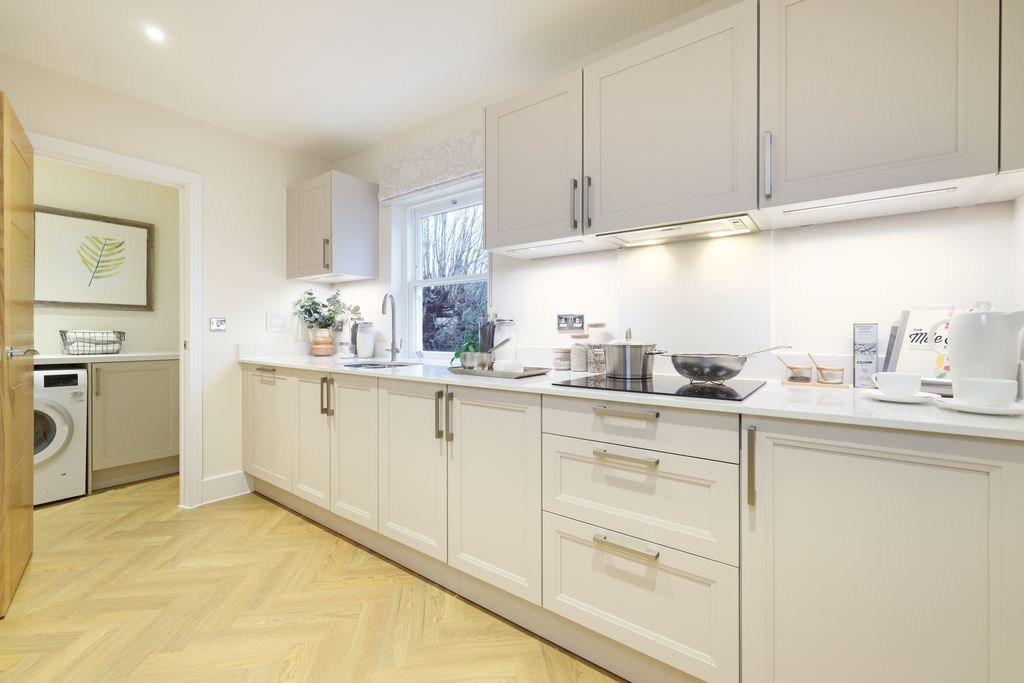 Additional image 3 of 3 bed flat for saleSalisbury Avenue, Harpenden AL5