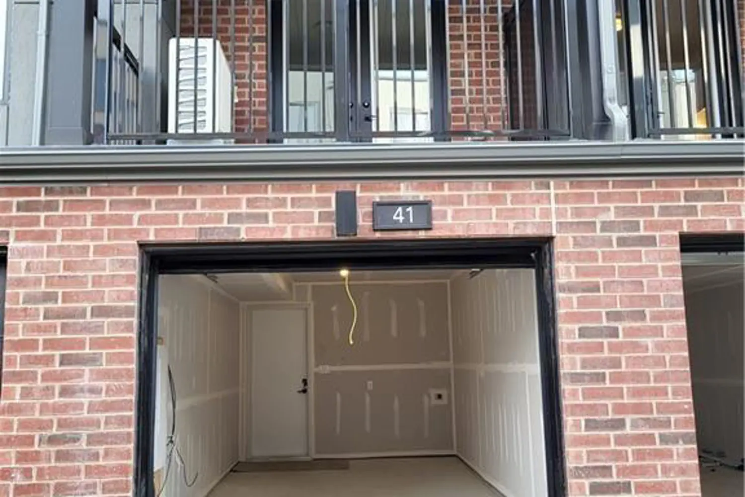 99 Rogers Street 41 photo 4