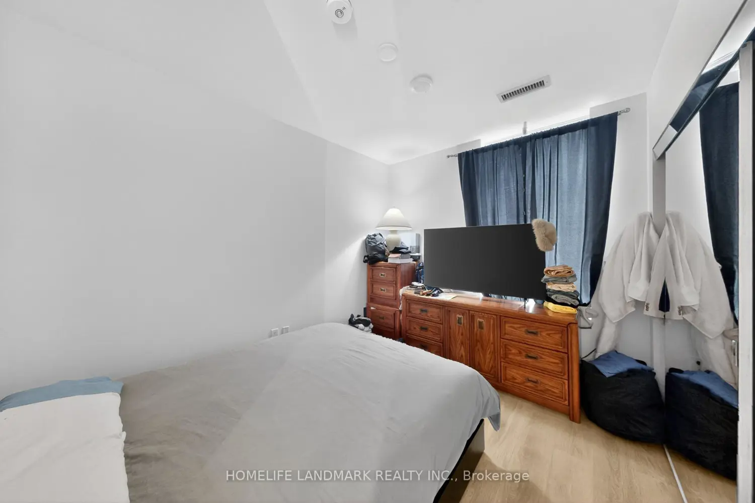 Additional image 15 of 127 Broadway Avenue 606