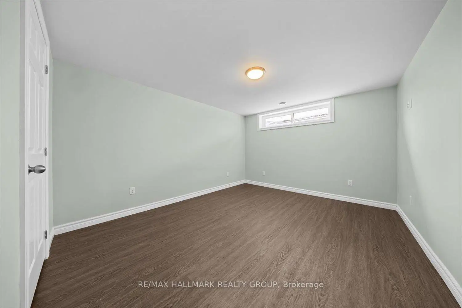 Additional image 14 of 66 Broadview Avenue