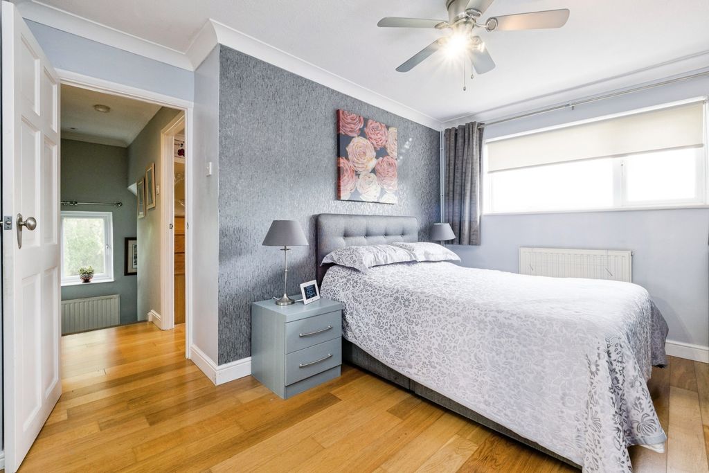 Additional image 24 of 2 bed maisonette for saleHurstlands Close, Hornchurch RM11