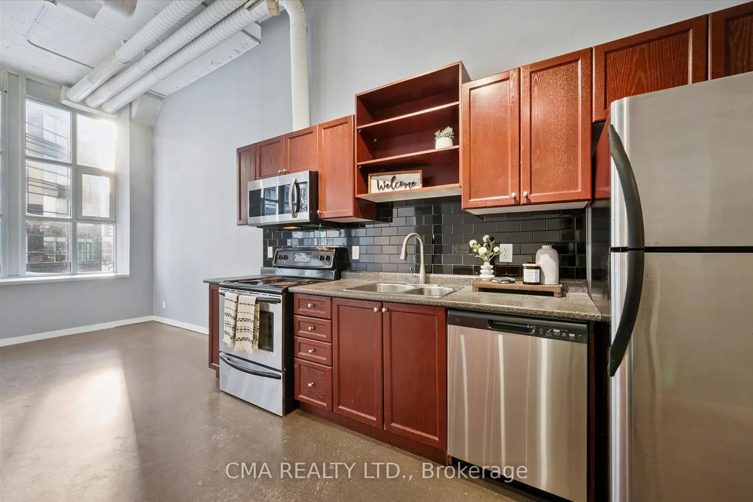 Additional image 4 of 410 King Street 218