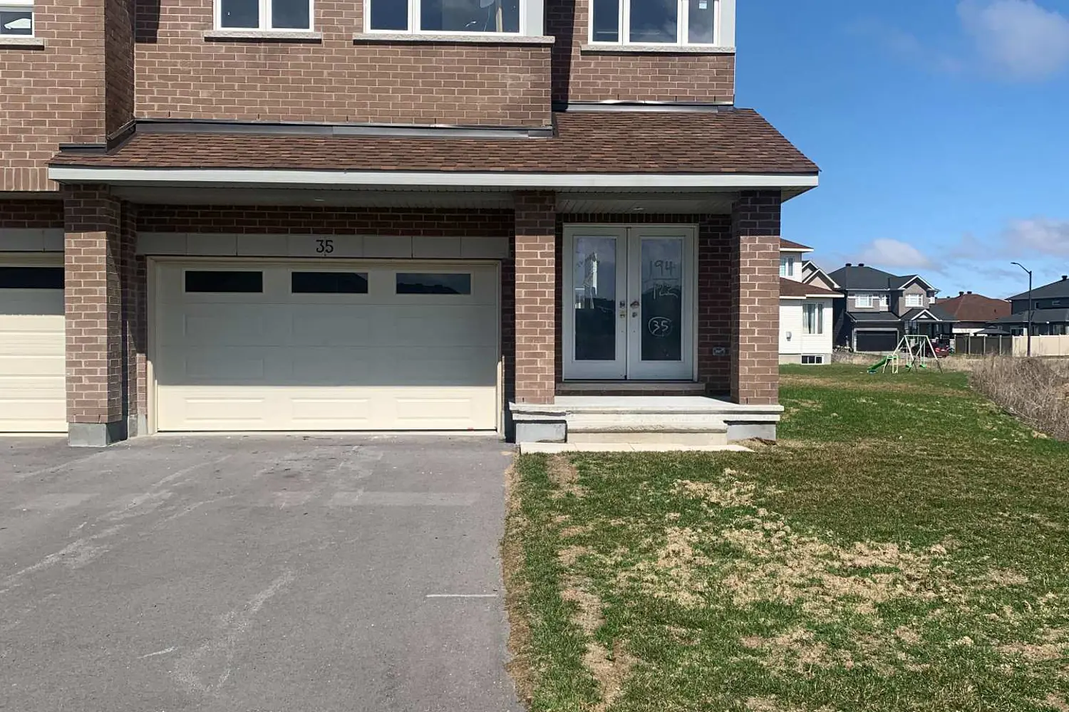 35 Wylie Way