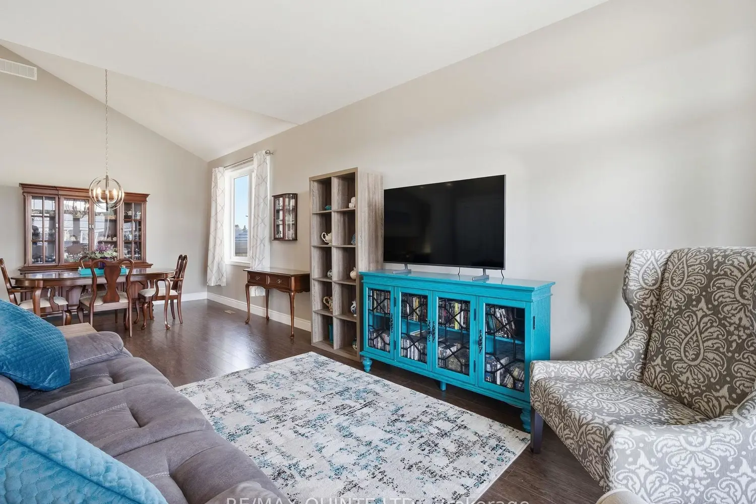 18 Deacon Place photo 3