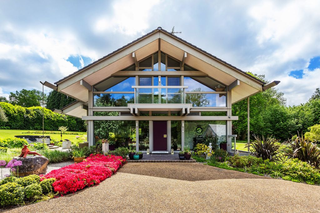 Additional image 8 of 4 bed detached house for saleMarley Common, Haslemere, Surrey GU27