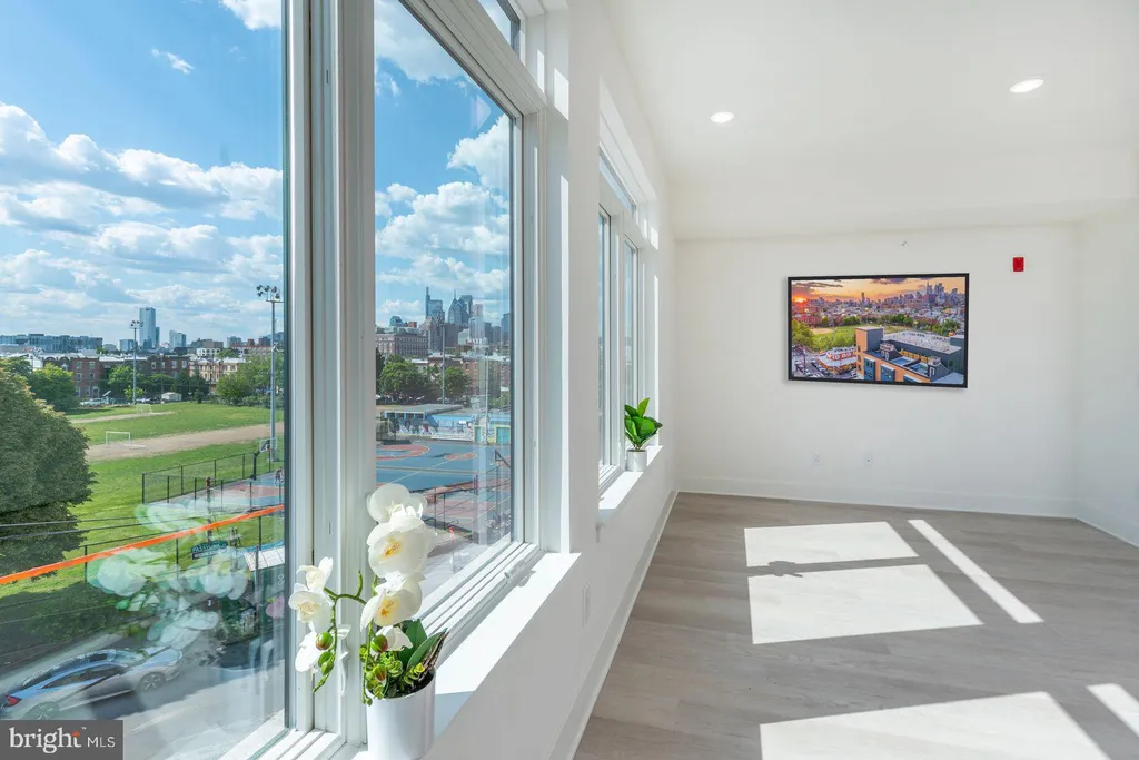 Additional image 5 of 833 Wharton Street Unit 1B-402, Philadelphia, PA 19147