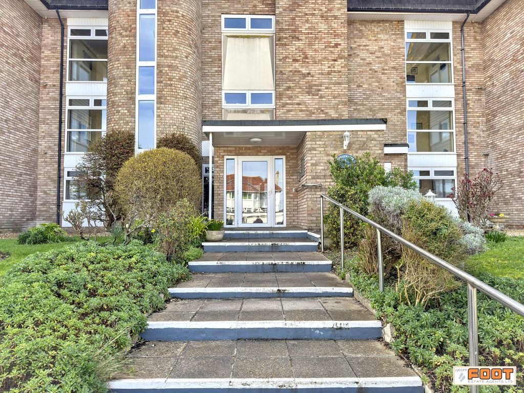 Additional image 13 of 2 bed flat for saleSouthwood Road, Hayling Island PO11