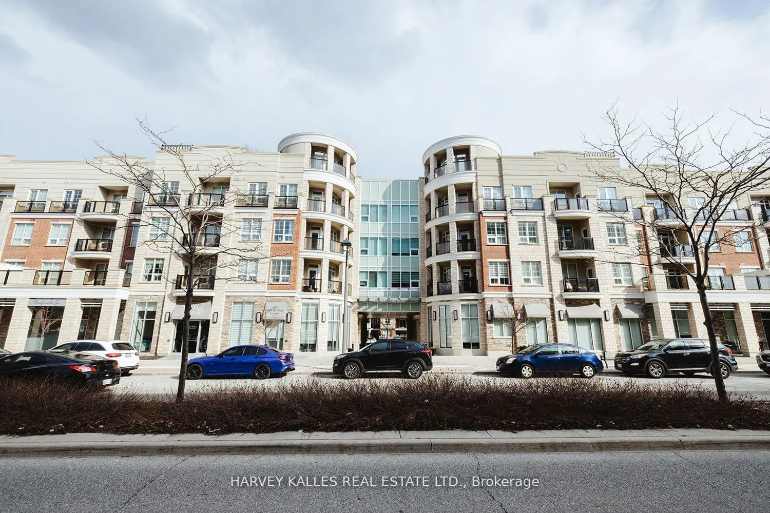 216 Oak Park Boulevard 227
