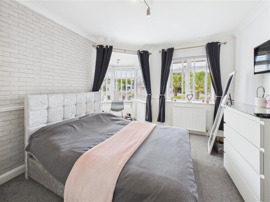 Additional image 18 of 4 bed detached house for saleBoothferry Road, Hessle HU13