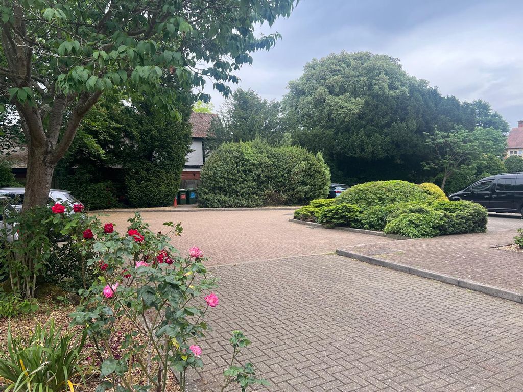 Additional image 13 of 3 bed flat for saleYewlands, Hoddesdon EN11