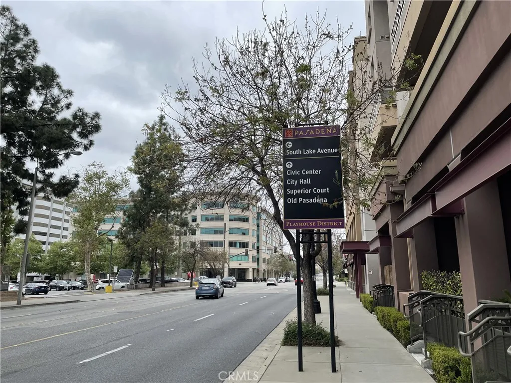 931 E Walnut Street Unit 213, Pasadena, CA 91106