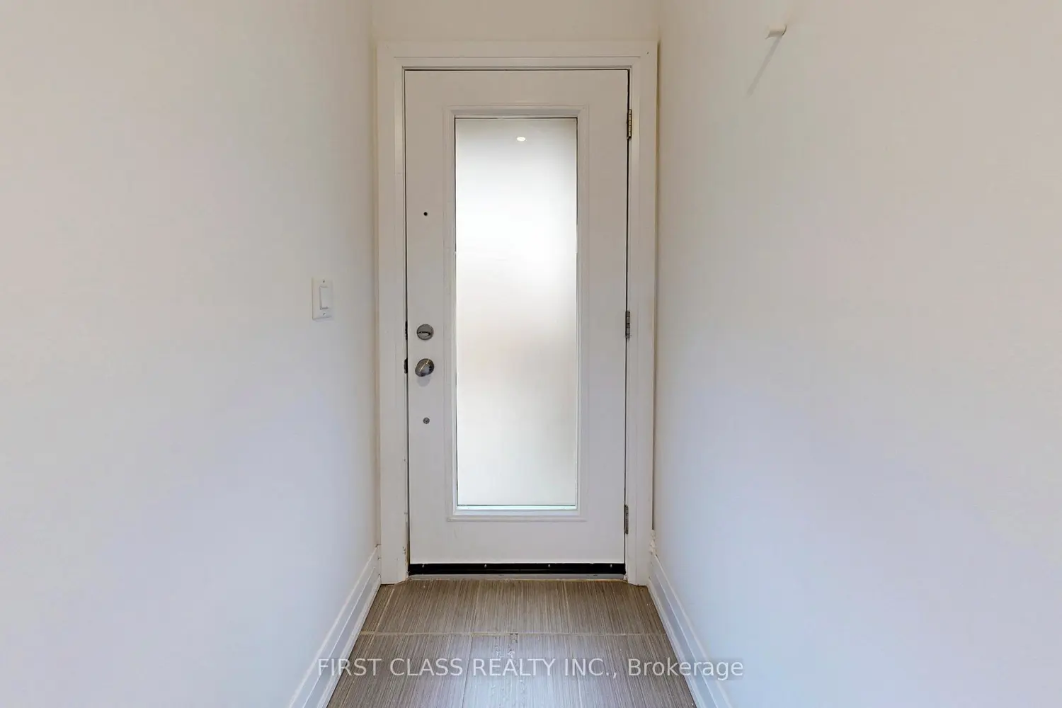 Additional image 8 of 23 Eldora Avenue 79