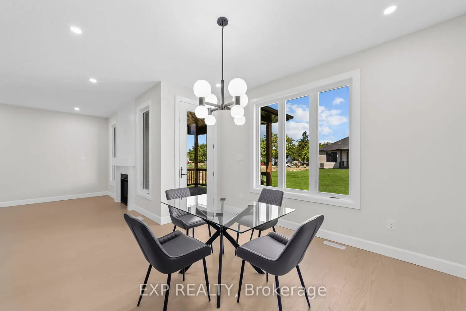 409 Ontario Street photo 5