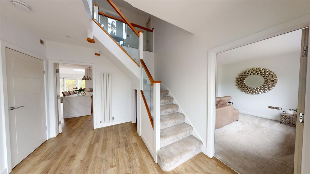 Additional image 9 of 5 bed detached house for saleVictoria Drive, Northowram, Halifax HX3