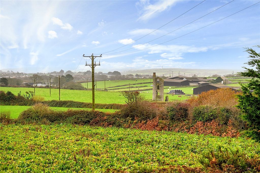 5 bed bungalow for saleWendron, Helston, Cornwall TR13 photo 3