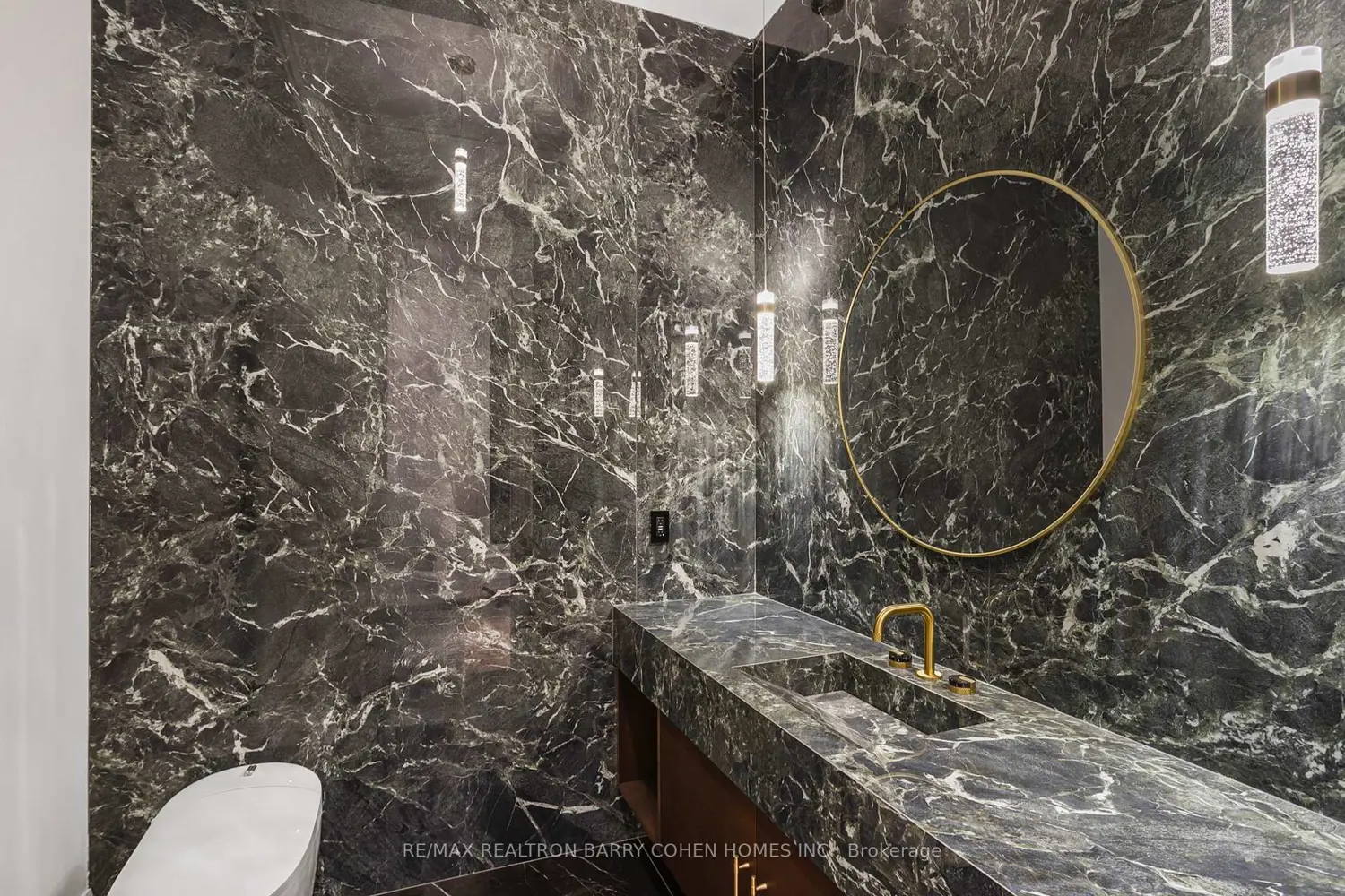 27 Penwood Crescent photo 5