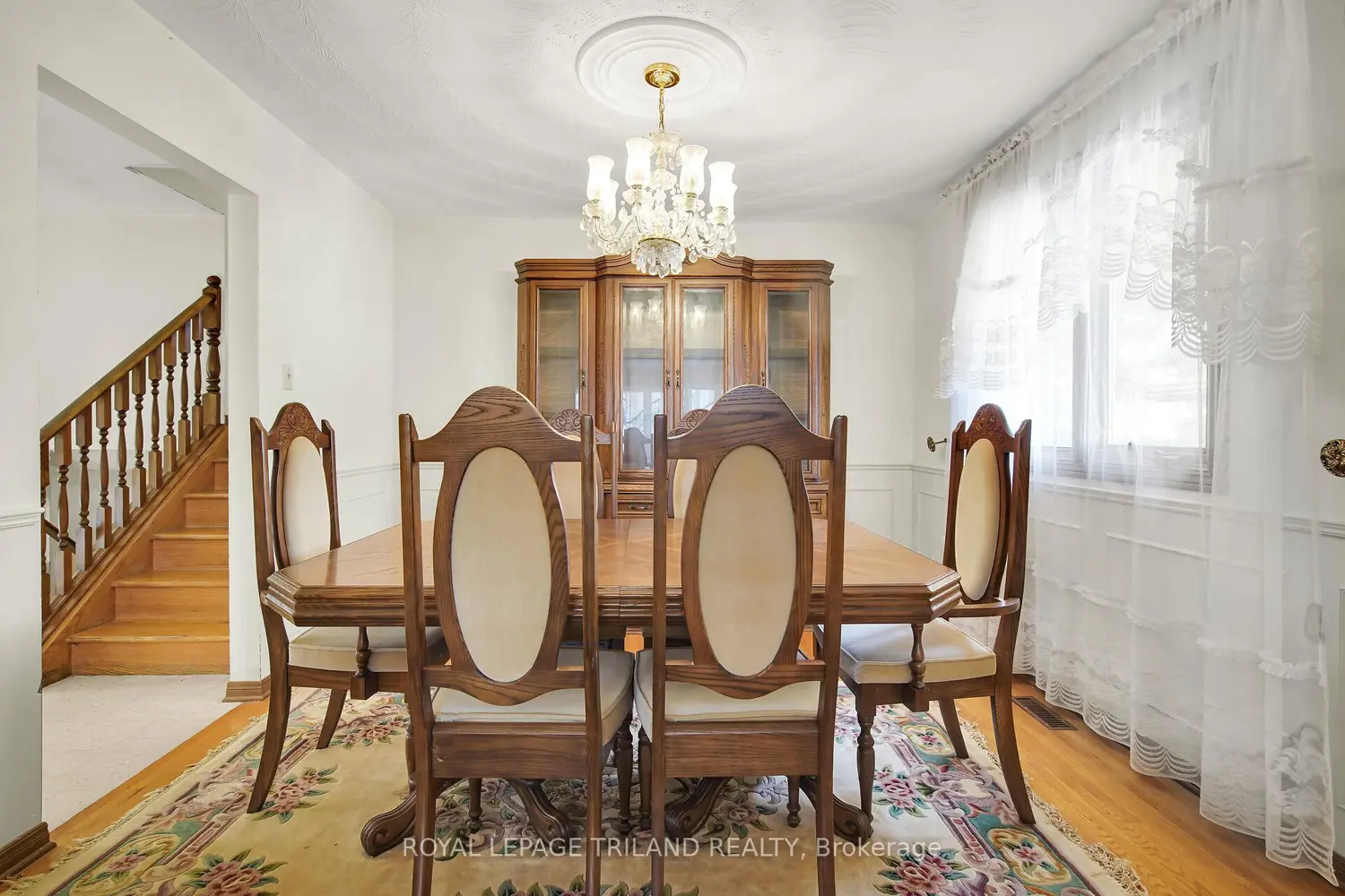 42 Applegreen Grove photo 4