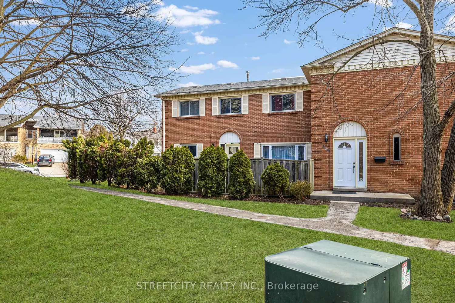282 Homestead Crescent