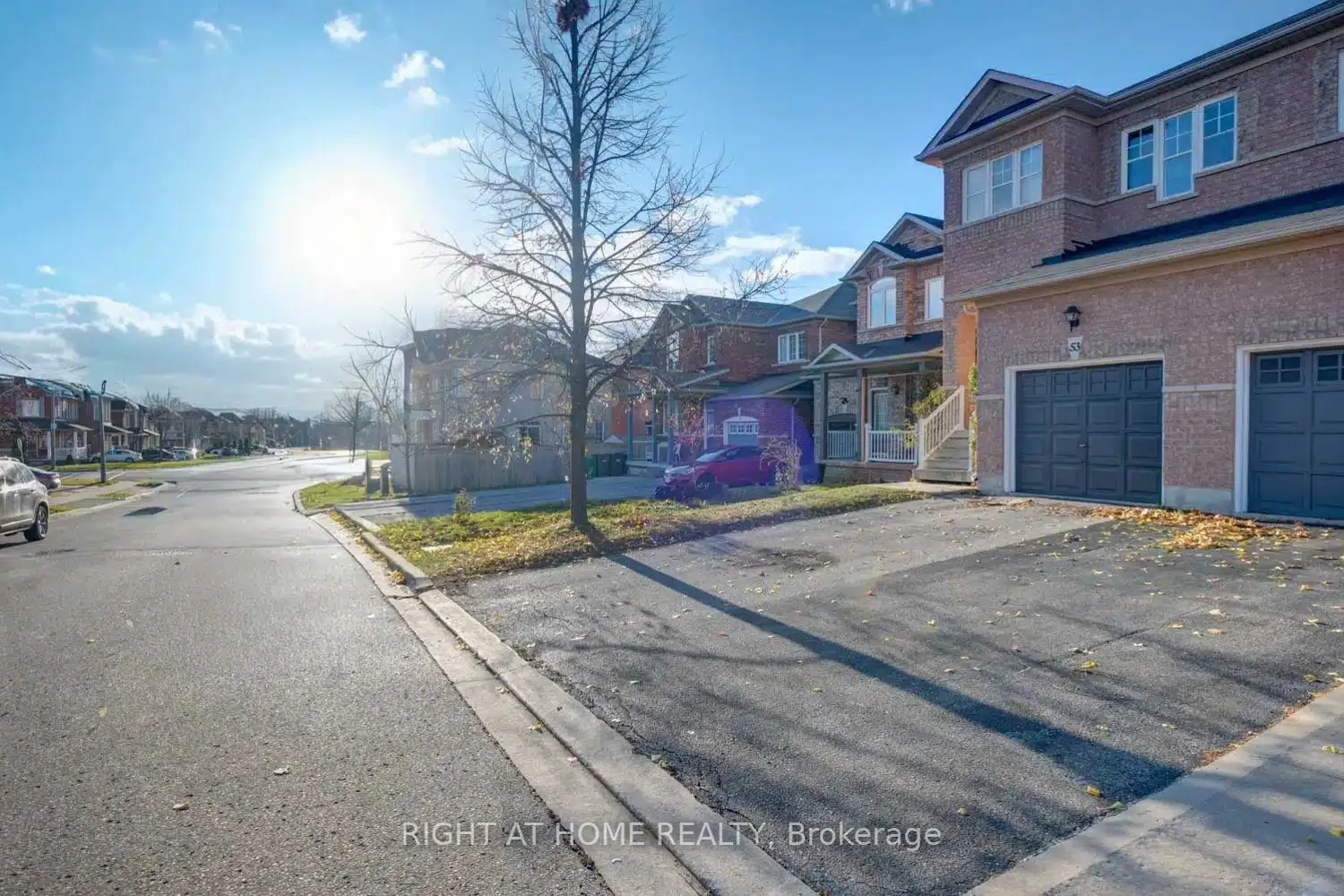 53 Silent Pond Crescent photo 3