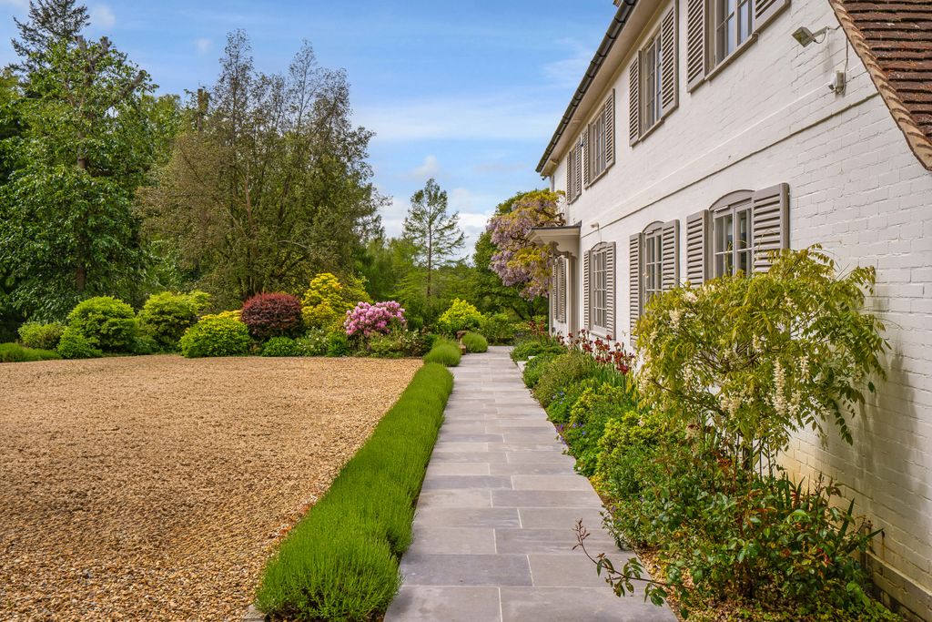 Additional image 3 of 5 bed property for saleDanley Lane, Haslemere, Surrey GU27
