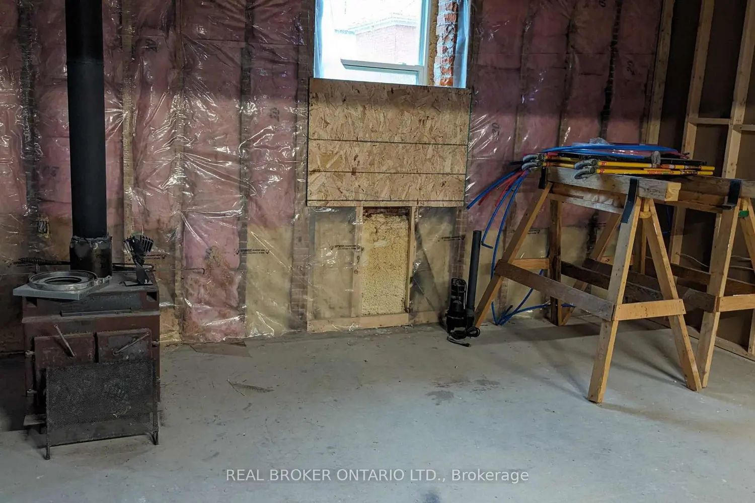 Additional image 4 of 2048 Albert Street