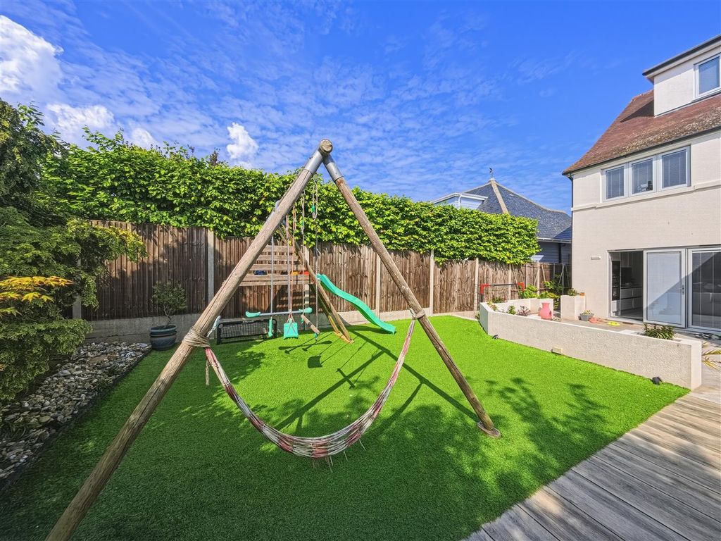 Additional image 56 of 5 bed property for saleBeacon Hill, Herne Bay CT6