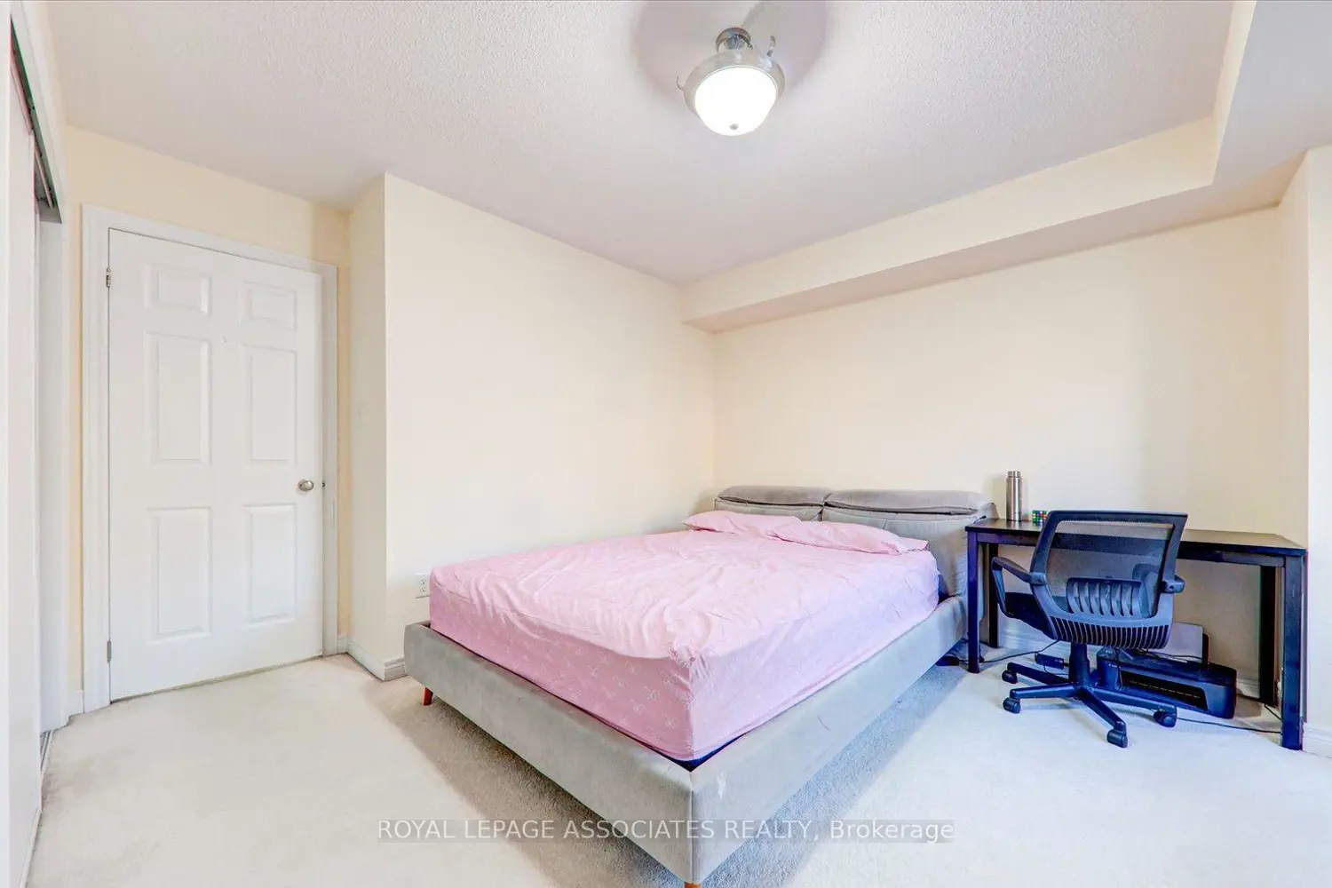 Additional image 16 of 19 Kawneer Terrace