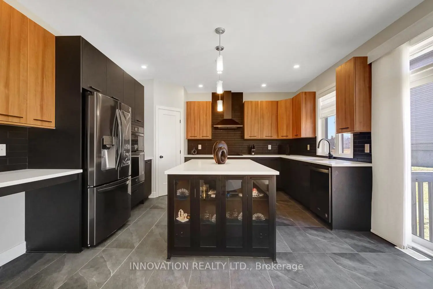 Additional image 7 of 429 Fernside Street