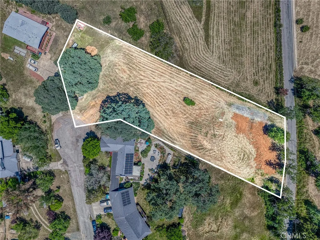 Additional image 8 of 475 Shannon Lane, Lakeport, CA 95453