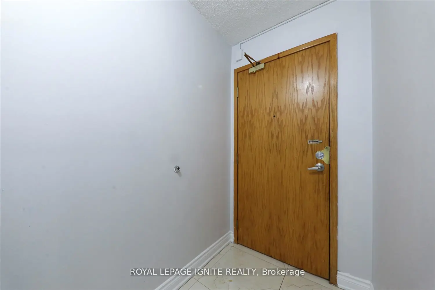 Additional image 4 of 39 Kimbercroft Court 414