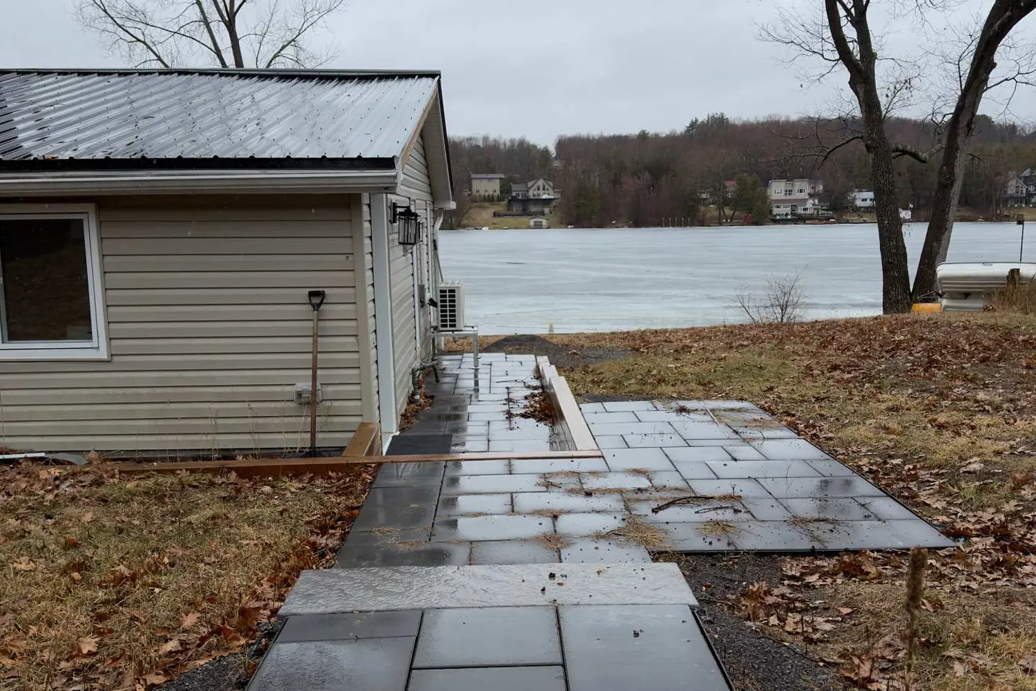 1114 Bayview Drive photo 4