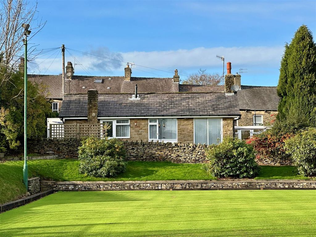 3 bed detached bungalow for saleYeardsley Lane, Furness Vale, High Peak SK23