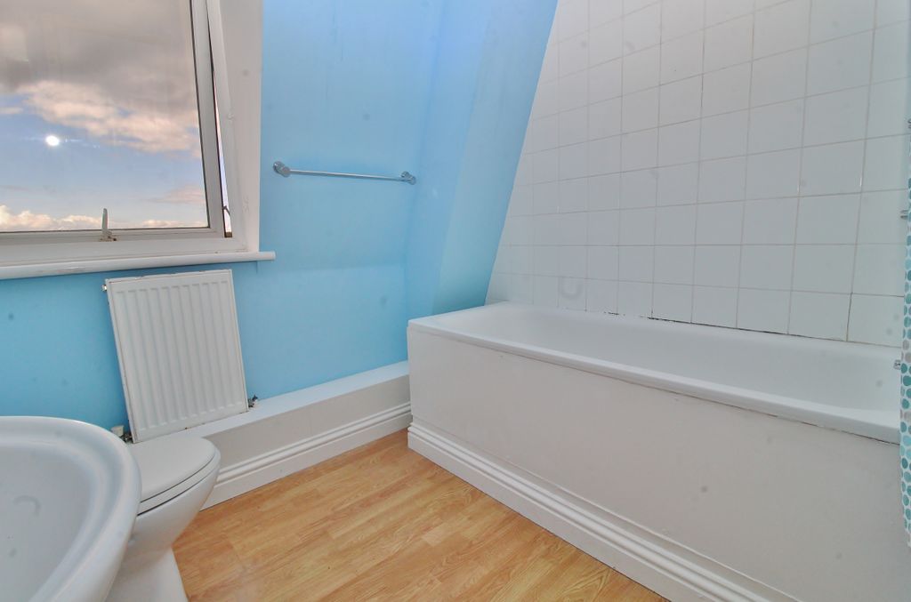 Additional image 5 of 1 bed flat for saleMarket Parade, Havant PO9