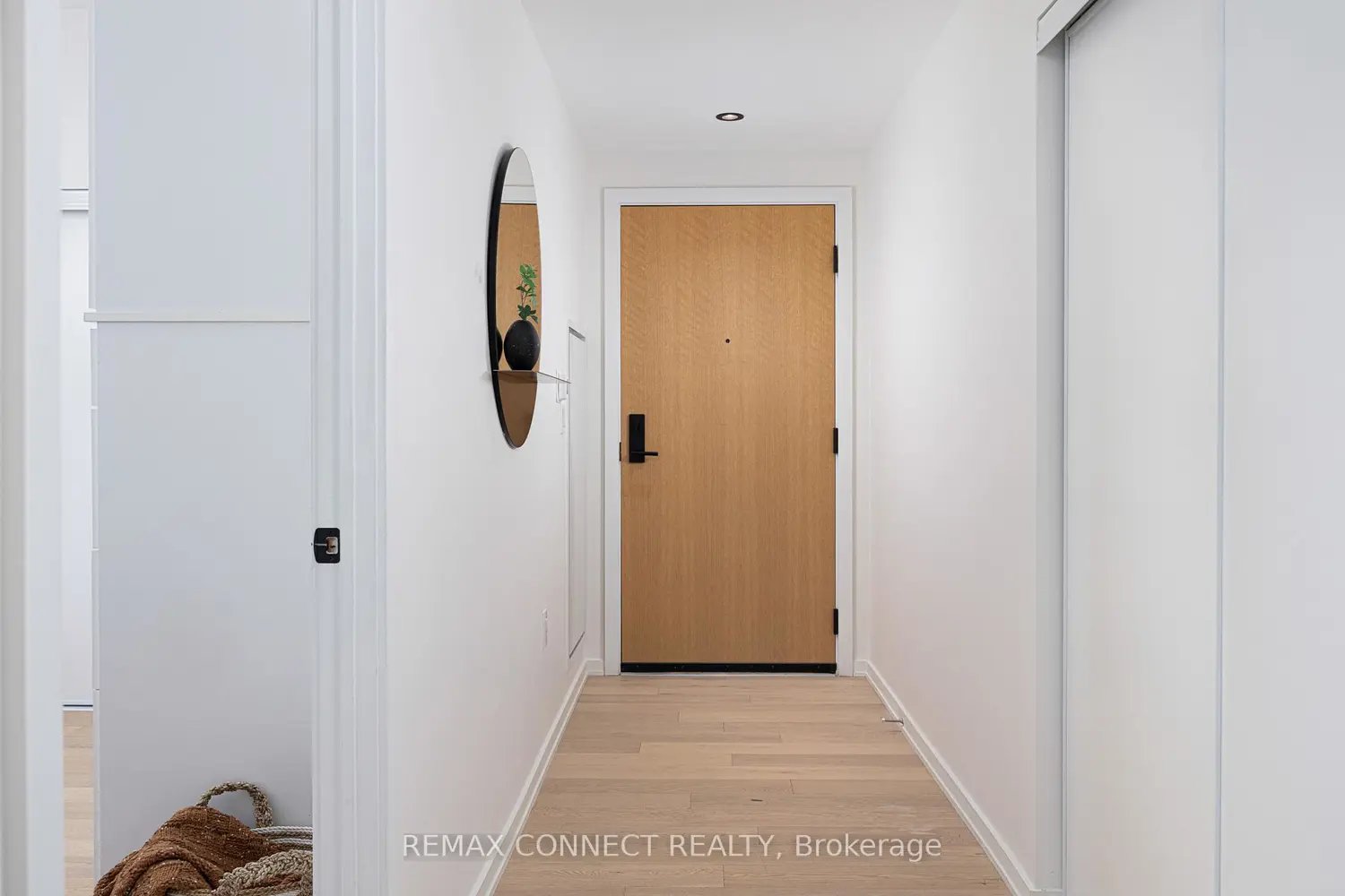 41 Dovercourt Road 402 photo 5