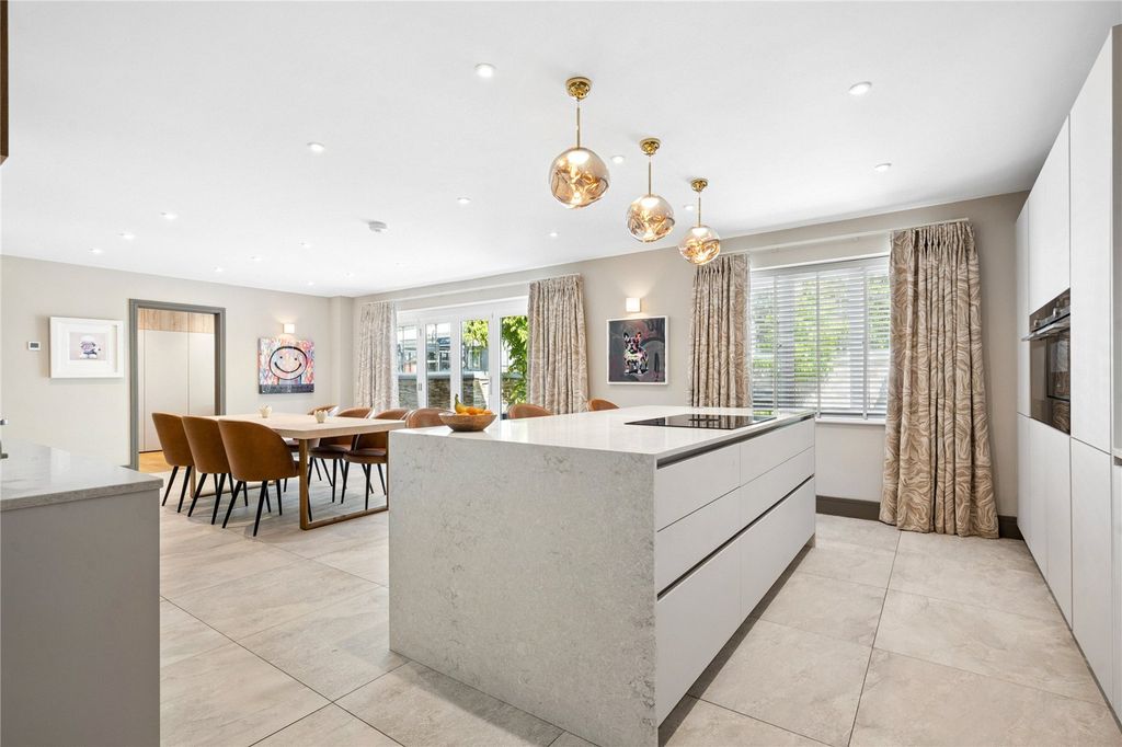 Additional image 3 of 5 bed detached house for saleLambridge Wood Road, Henley-On-Thames, Oxfordshire RG9